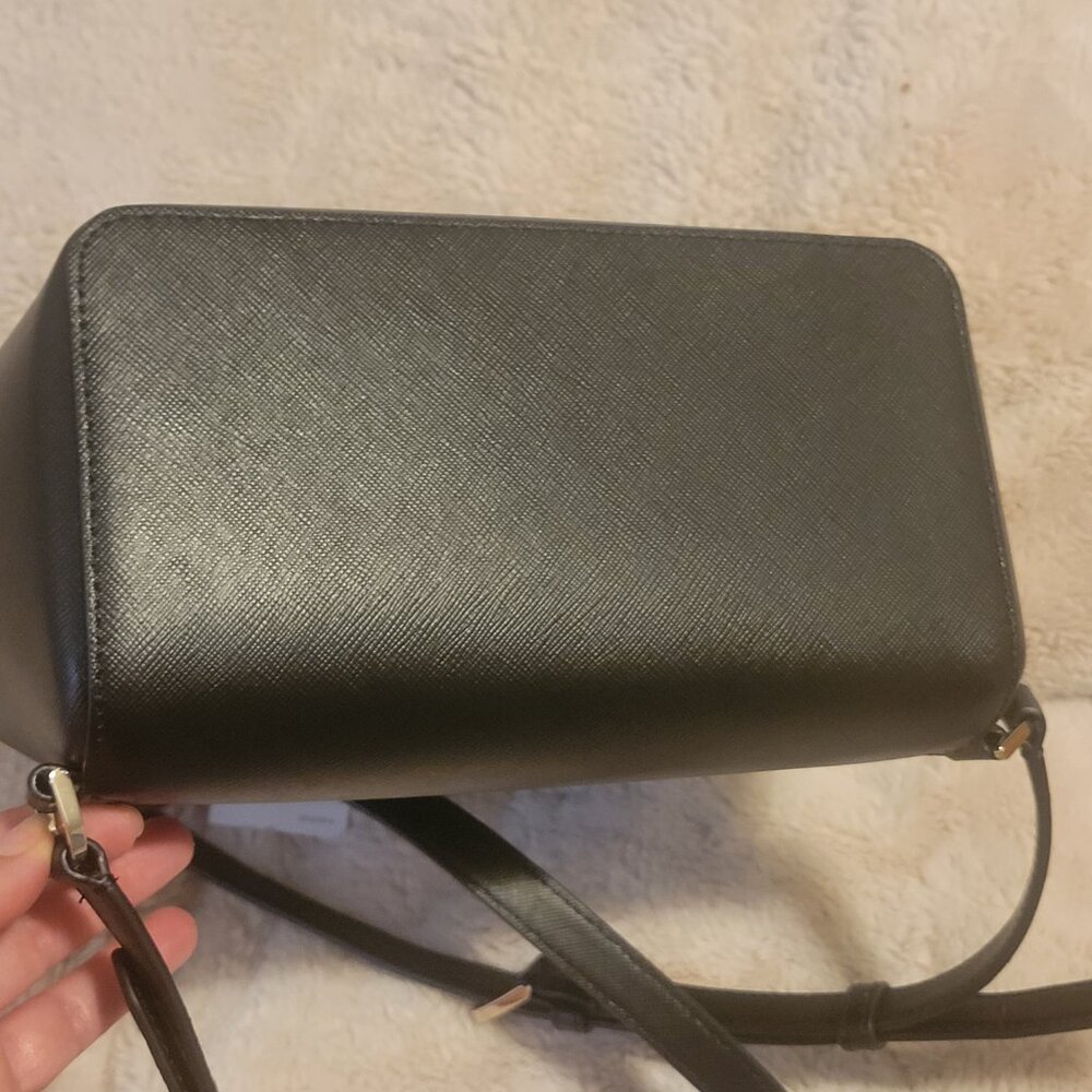 ♠️Kate Spade Black Medium Flap Backpack♠️ - Picture 15 of 16